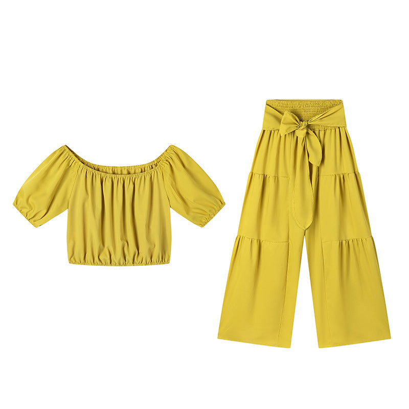 Off-Shoulder topp med puffärm och byxor med vida ben 2-delat set