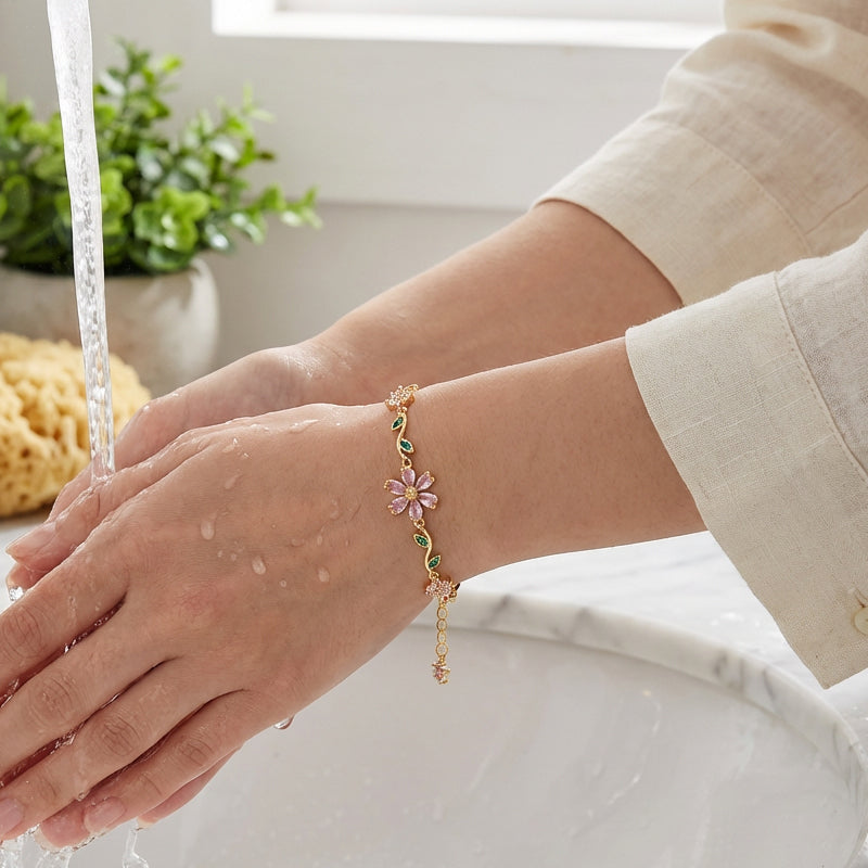 🌼Kvinnors armband med körsbärsblommor och strass🌸