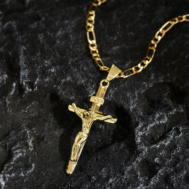 ✨ Guldkrucifixhalsband – Detaljerat INRI-motiv, justerbar figarokedja och glittrande finish 💛