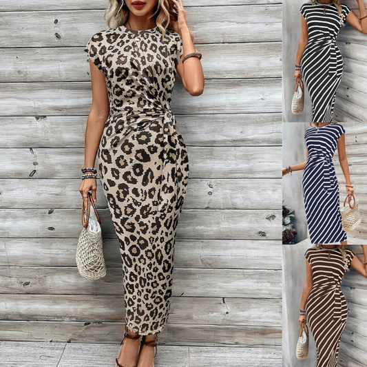 👗 50 % RABATT! 💃 Elegant klänning med knuten midja – smickrande passform, flödande tyg och perfekt för speciella tillfällen ✨