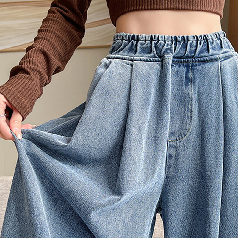 Högmidjade jeans med vida ben
