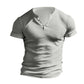 Ribbad Herr T-Shirt med Henley-Krage och Kort Ärm