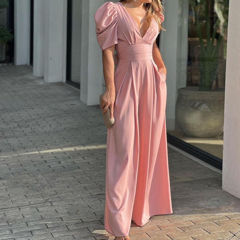 Jumpsuits med djup V-nacke och vida ben för kvinnor