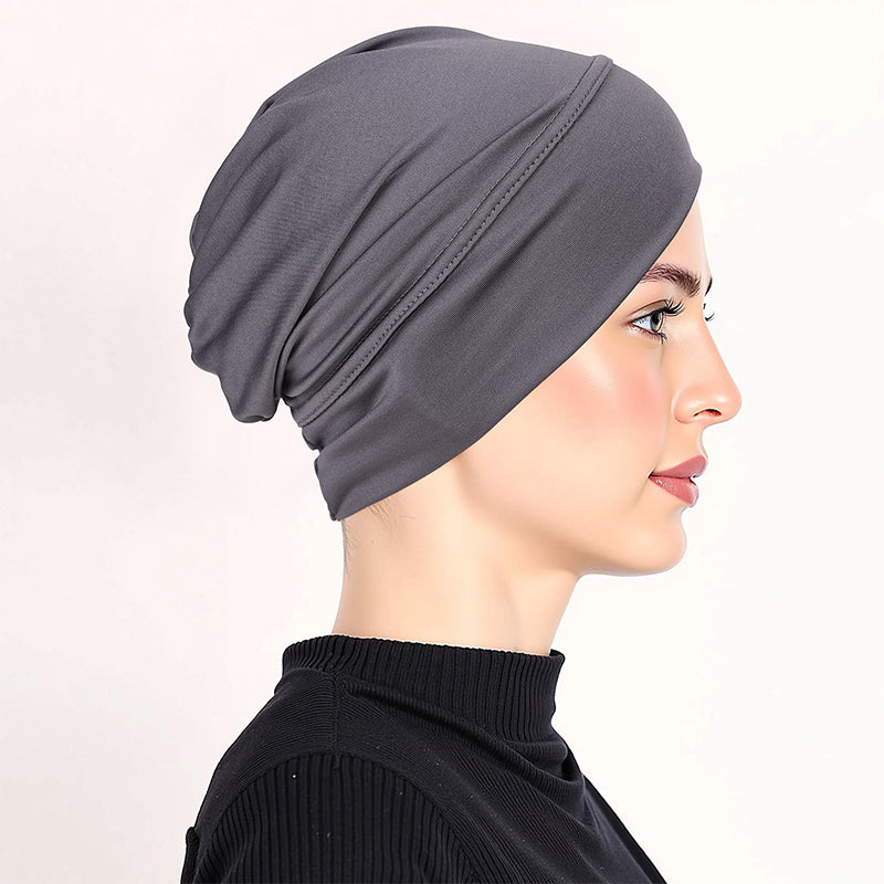 👒 Köp 1 få 1 GRATIS!🌸 Mjuk Stretch Turban Mössa – Mjölksilke Tyg & Anti-Halk Passform – Hår Volym Döljare – Multi-Använd Under Sjaal 🧣