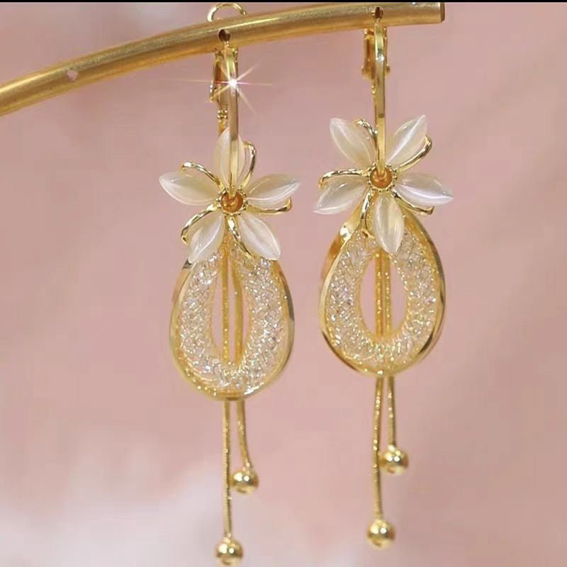 🌸 TIDSBEGRÄNSAD 50% RABATT! ✨ Blomma Tofs Hängande Örhängen – Opalescent, Gnistrande, Dynamiska 💫