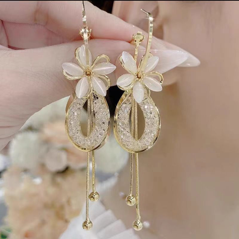 🌸 TIDSBEGRÄNSAD 50% RABATT! ✨ Blomma Tofs Hängande Örhängen – Opalescent, Gnistrande, Dynamiska 💫